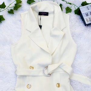 NWT White bodycon dress with gold detailing US S